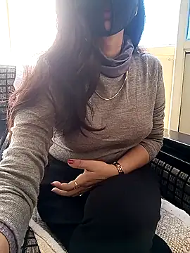 soni yhakur online show from January 14, 2026, 7:23 am