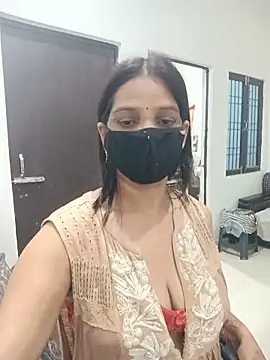 Snapshot of soni_yhakur chatting on June 3, 2026, 3:06 pm soni yhakur online show from June 3, 2026, 3:06 pm