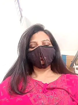Snapshot of soni_yhakur chatting on April 23, 2026, 12:50 am soni yhakur online show from April 23, 2026, 12:50 am