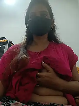 Snapshot of soni_yhakur chatting on July 15, 2026, 2:29 am soni yhakur online show from July 15, 2026, 2:29 am
