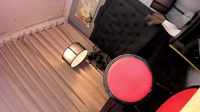 asiangorgeouspetite online show from November 9, 2025, 2:59 am