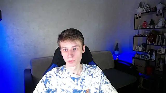 yes cute boy  online show from February 2, 2026, 7:07 am