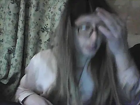 Snapshot of cdsissy1777 chatting on November 2, 2025, 1:10 am cdsissy1777 online show from November 2, 2025, 1:10 am