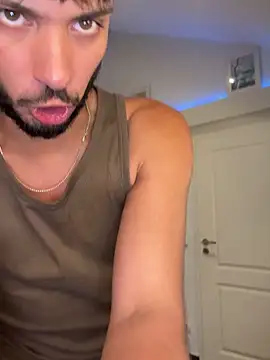 Snapshot of Gipsyboysteve chatting on February 12, 2026, 3:12 pm Gipsyboysteve online show from February 12, 2026, 3:12 pm