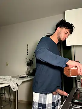 Snapshot of Gipsyboysteve chatting on January 18, 2026, 10:07 am Gipsyboysteve online show from January 18, 2026, 10:07 am