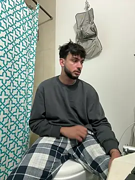 Snapshot of Gipsyboysteve chatting on February 9, 2026, 12:25 pm Gipsyboysteve online show from February 9, 2026, 12:25 pm