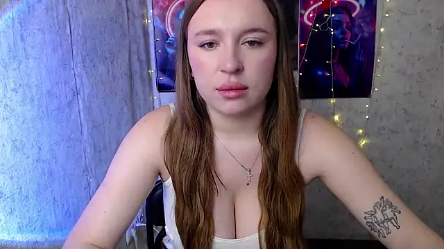 JuliaTopp  online show from February 3, 2026, 6:11 am