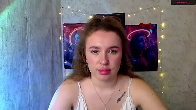 JuliaTopp  online show from January 7, 2026, 8:19 am