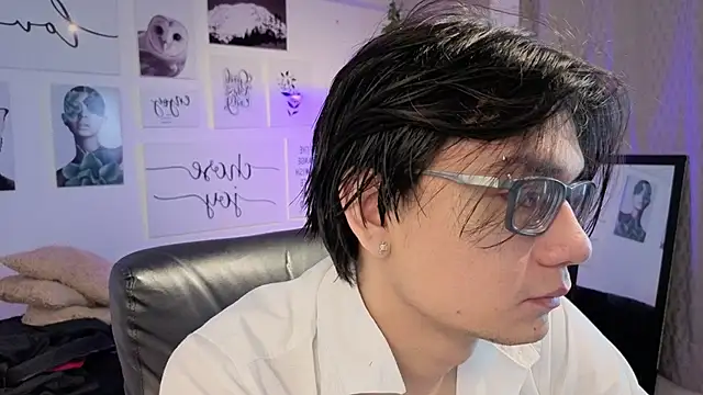 davoxer online show from March 22, 2026, 4:27 am