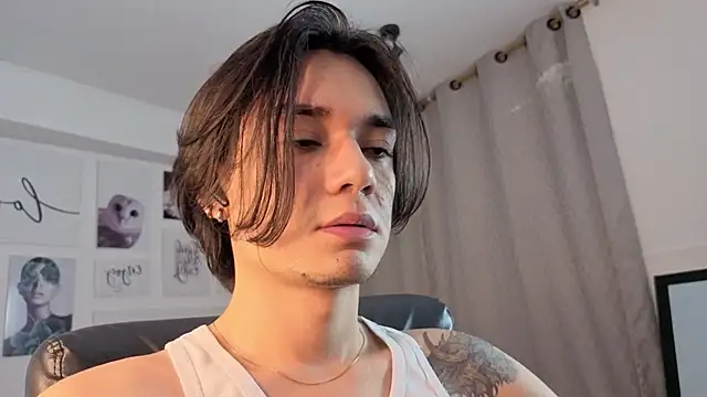 davoxer online show from December 23, 2025, 3:39 am