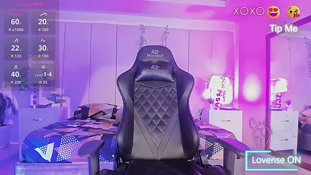 mia rousse25 online show from April 5, 2026, 12:17 am