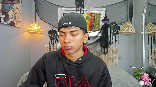 markbowie online show from October 25, 2025, 11:20 am