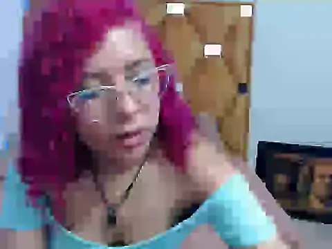 Snapshot of CATTALINAHOT chatting on April 3, 2026, 3:46 am CATTALINAHOT online show from April 3, 2026, 3:46 am