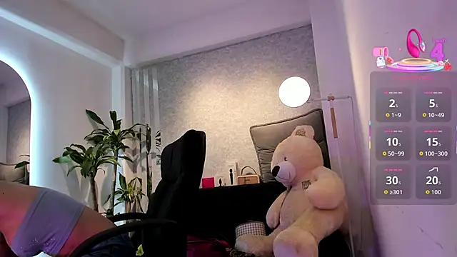 Snapshot of lily_cash1 chatting on February 16, 2026, 12:59 pm lily cash1 online show from February 16, 2026, 12:59 pm