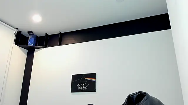 Snapshot of Laia__hadid chatting on October 11, 2025, 7:09 am Laia hadid online show from October 11, 2025, 7:09 am