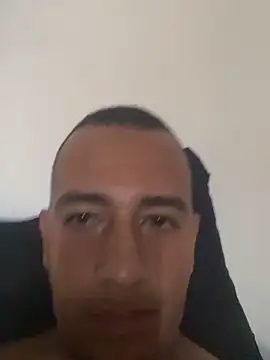 Juantorres4646 online show from February 1, 2026, 7:45 pm