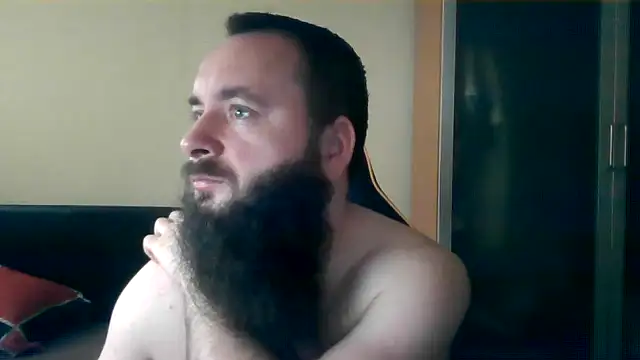 LondonMan1988 online show from February 19, 2026, 10:34 am