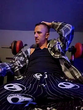 Sinister Savage online show from October 18, 2025, 8:38 am