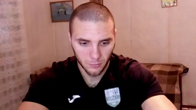 Jordan1Dior online show from November 11, 2025, 8:20 am