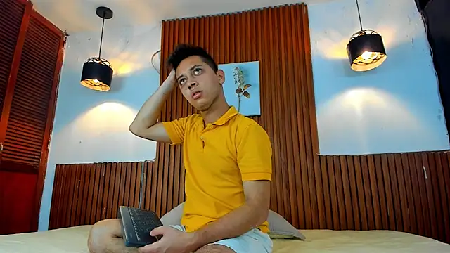 Snapshot of David_niet chatting on November 22, 2025, 5:45 pm David niet online show from November 22, 2025, 5:45 pm