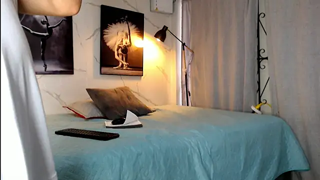 Snapshot of David_niet chatting on November 11, 2025, 5:52 pm David niet online show from November 11, 2025, 5:52 pm