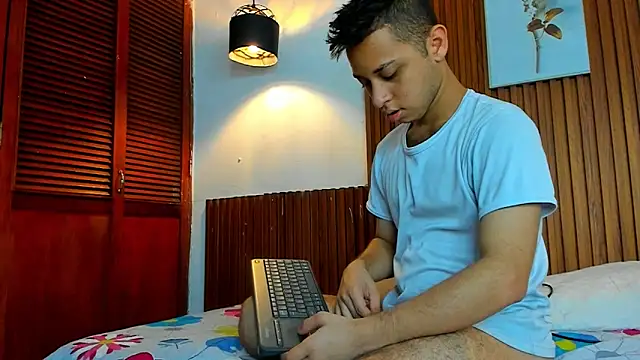 Snapshot of David_niet chatting on January 9, 2026, 5:42 pm David niet online show from January 9, 2026, 5:42 pm