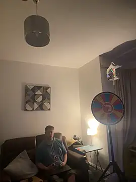 yourmaster2025 online show from October 7, 2025, 6:09 pm