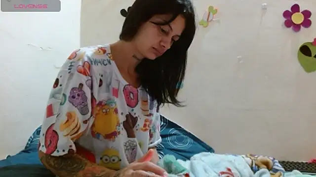 Akasha001 online show from November 21, 2025, 9:52 am