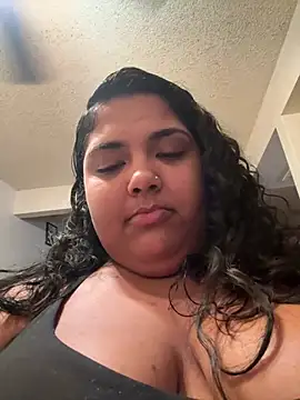 1n0nlythroat online show from June 5, 2026, 6:52 am