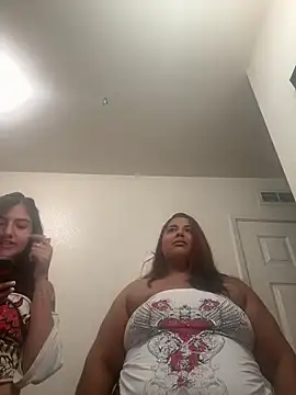 1n0nlythroat online show from May 31, 2026, 6:52 am