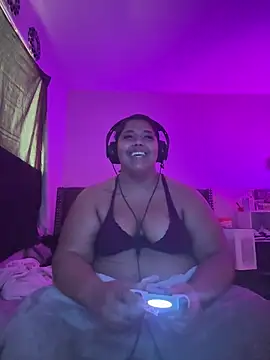 1n0nlythroat online show from October 31, 2025, 6:04 pm