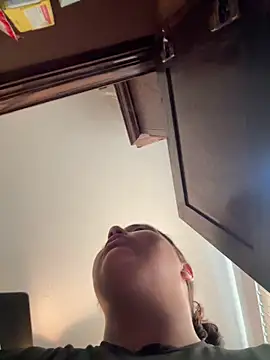 1n0nlythroat online show from February 11, 2026, 9:47 pm