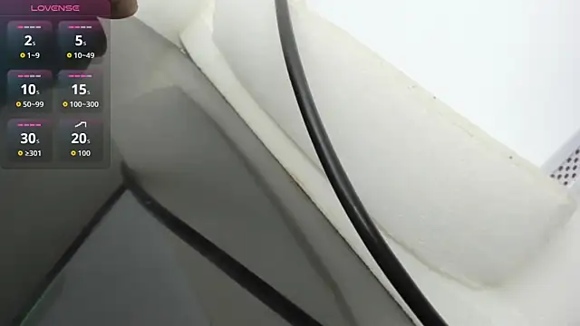 blue wxw online show from February 10, 2026, 2:54 am