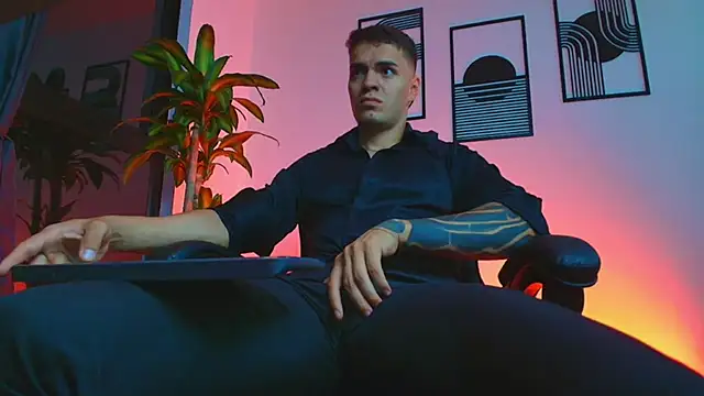 ALPHA DOMINUS  online show from April 12, 2026, 3:54 am