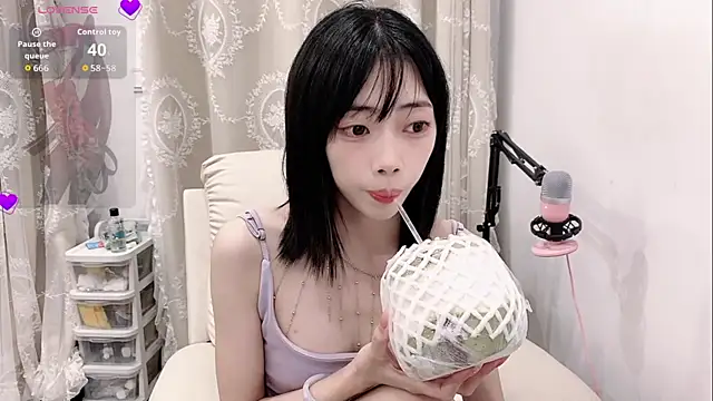 tuantuanle online show from March 15, 2026, 2:02 pm