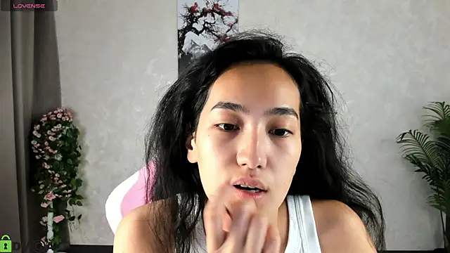 Snapshot of FlirtyAura chatting on September 21, 2025, 3:44 am FlirtyAura online show from September 21, 2025, 3:44 am