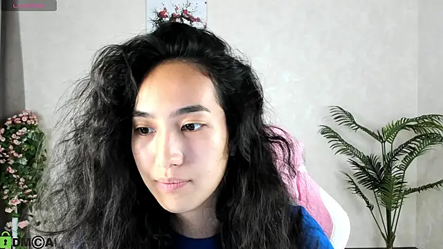 Snapshot of FlirtyAura chatting on September 17, 2025, 3:41 am FlirtyAura online show from September 17, 2025, 3:41 am