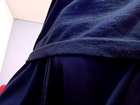 jhonny thes28 online show from October 12, 2025, 3:46 pm