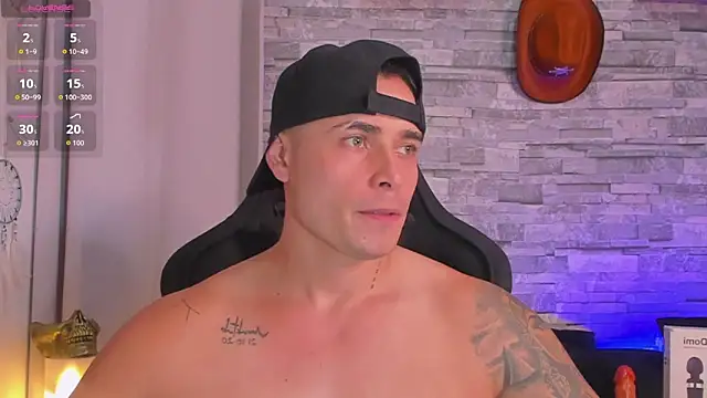 Snapshot of connorsmiith chatting on November 23, 2025, 10:31 pm connorsmiith online show from November 23, 2025, 10:31 pm