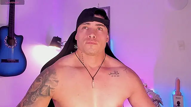 Snapshot of connorsmiith chatting on June 3, 2026, 2:33 pm connorsmiith online show from June 3, 2026, 2:33 pm