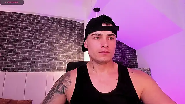 connorsmiith online show from March 20, 2026, 11:33 am