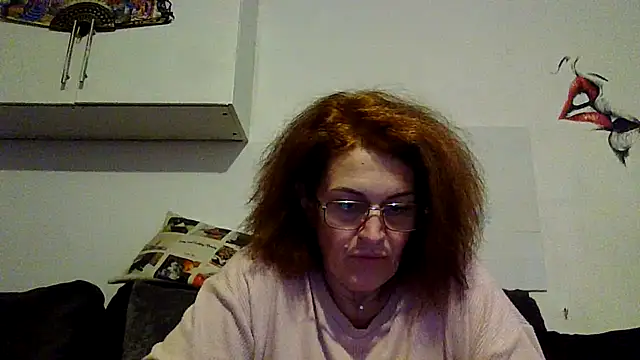 RubyyRosee online show from December 5, 2025, 2:26 pm