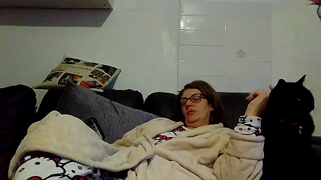 RubyyRosee online show from November 24, 2025, 9:53 am