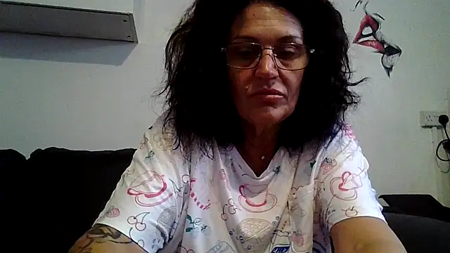 RubyyRosee online show from July 18, 2026, 5:49 am
