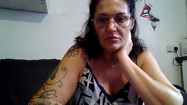 RubyyRosee online show from July 2, 2026, 6:19 am