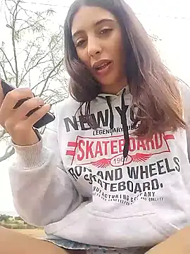 M4tute online show from April 1, 2026, 7:44 pm