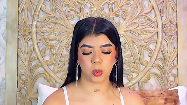 Snapshot of MelodyCarsson chatting on May 12, 2026, 12:33 pm MelodyCarsson online show from May 12, 2026, 12:33 pm