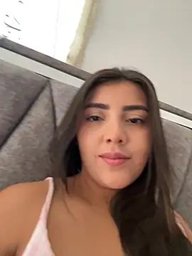 Lupe 19 online show from September 14, 2025, 10:21 pm