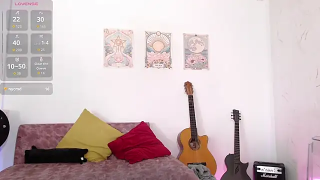 Snapshot of Susanahendrix chatting on September 12, 2025, 6:40 pm Susanahendrix online show from September 12, 2025, 6:40 pm