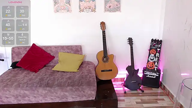 Snapshot of Susanahendrix chatting on October 22, 2025, 6:18 pm Susanahendrix online show from October 22, 2025, 6:18 pm